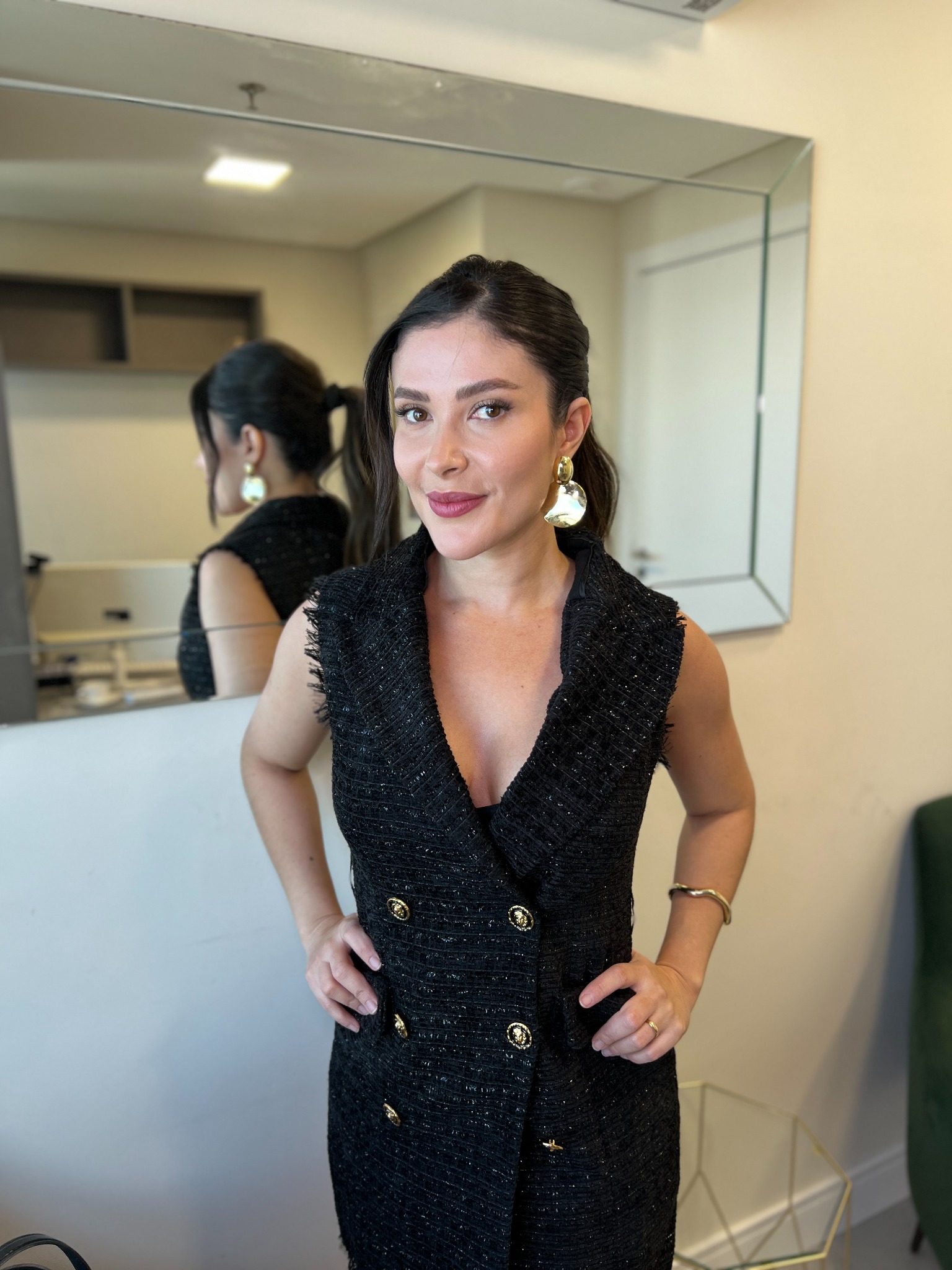 Dra. Lara Pires Nogueira na clínica